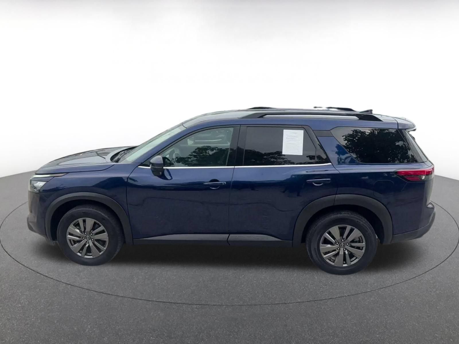 Thumbnail: 2025 Nissan Pathfinder - 8