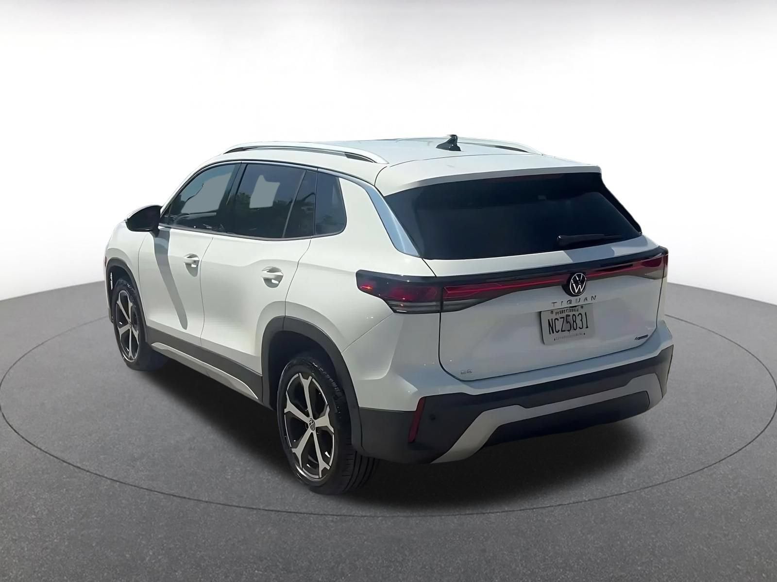 Thumbnail: 2026 Volkswagen Tiguan - 10