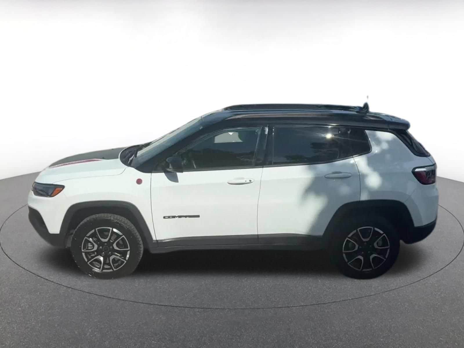 Thumbnail: 2025 Jeep Compass - 8
