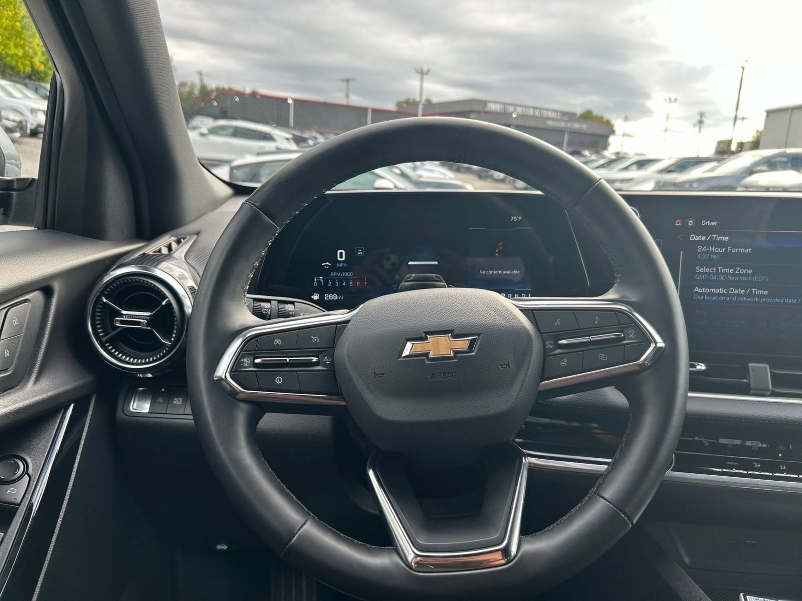 Thumbnail: 2025 Chevrolet Equinox - 28