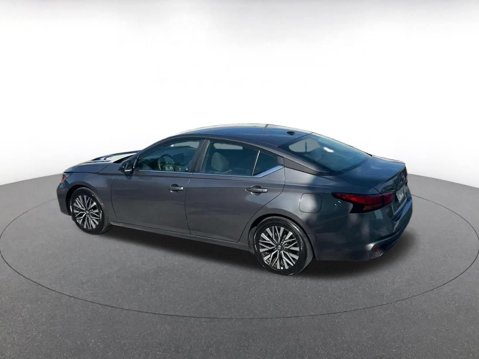Thumbnail: 2026 Nissan Altima - 9