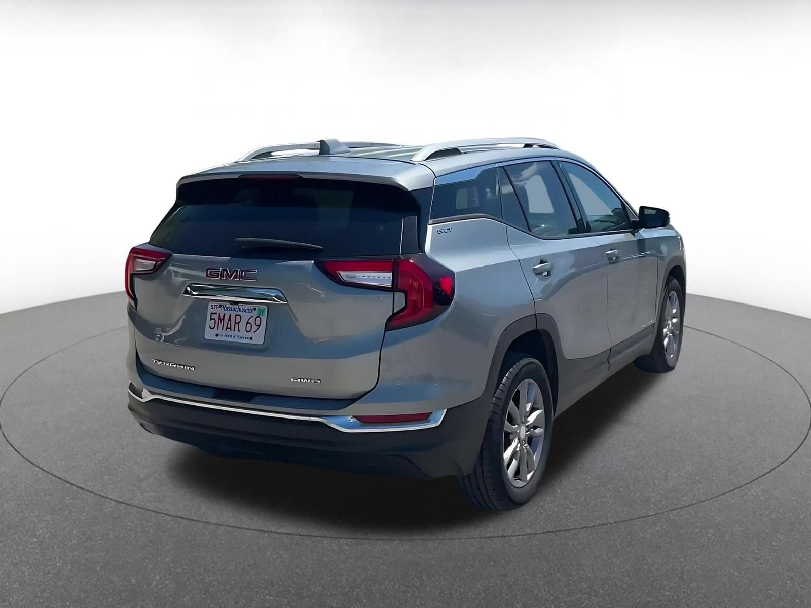 Thumbnail: 2024 GMC Terrain - 13