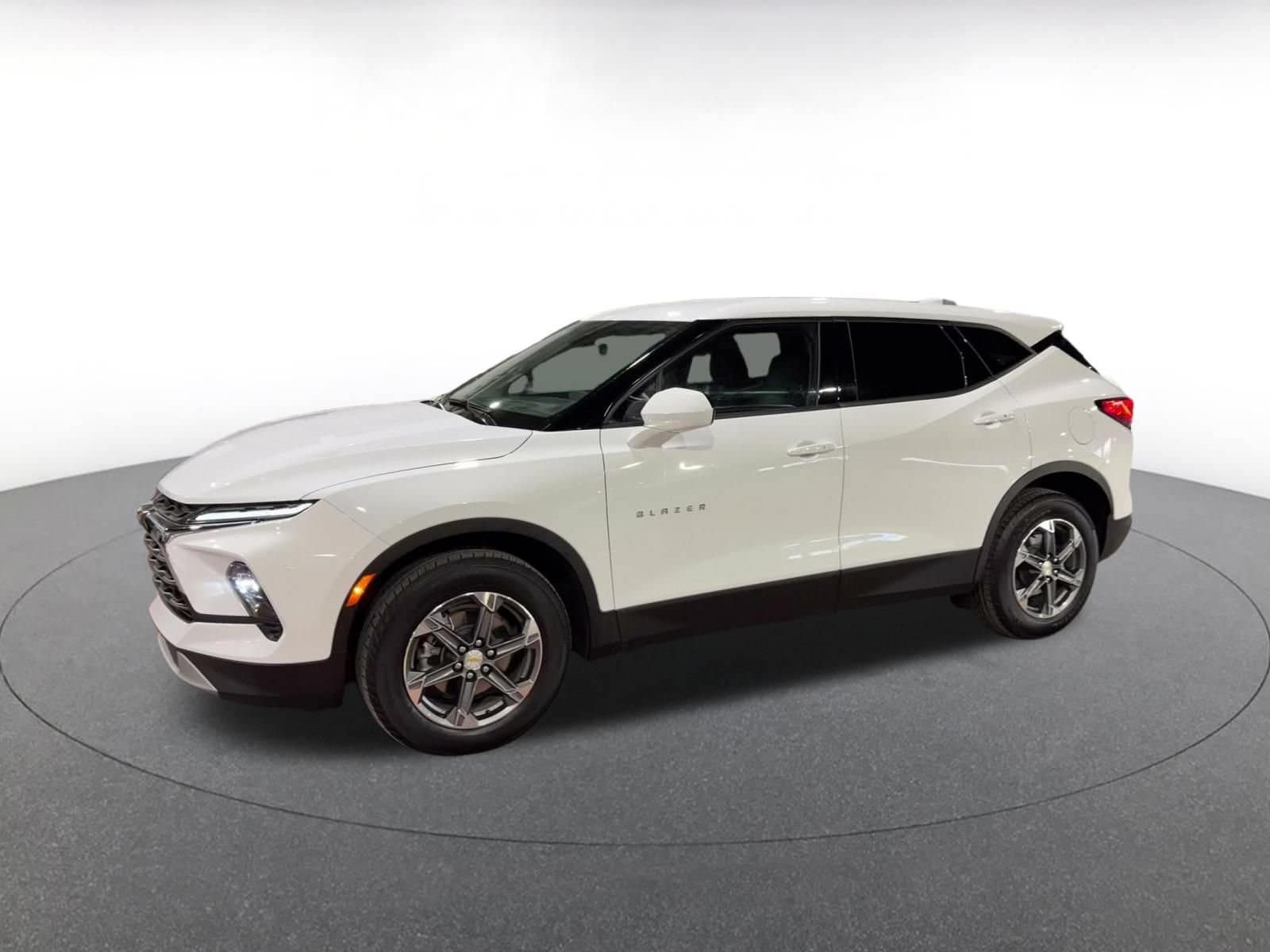 Thumbnail: 2026 Chevrolet Blazer - 7