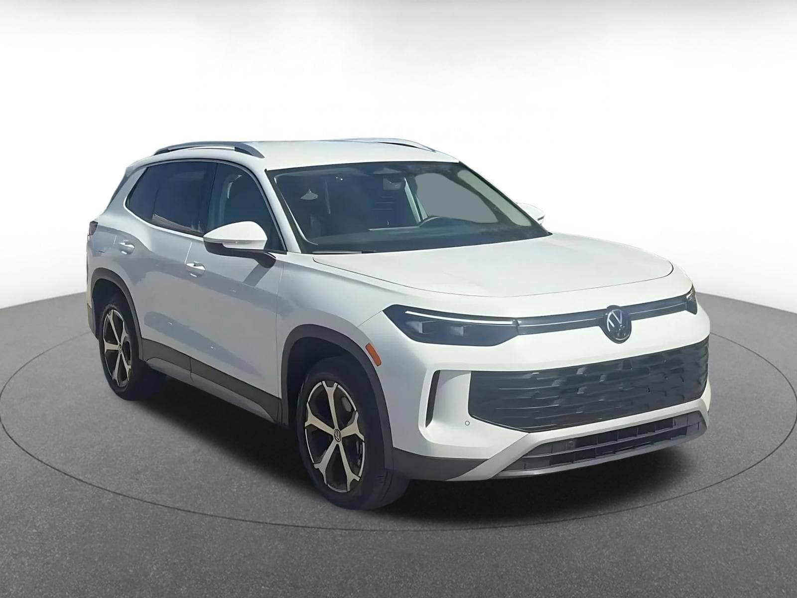 Thumbnail: 2026 Volkswagen Tiguan - 3