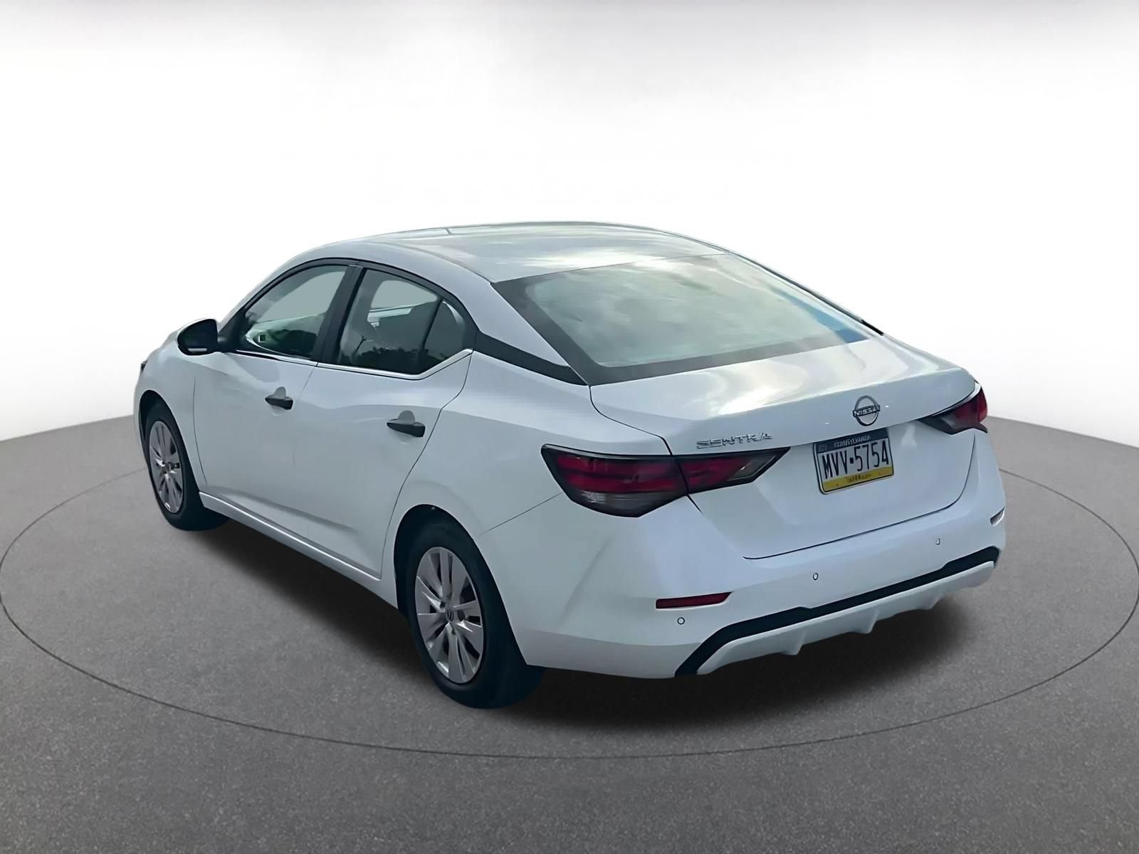 Thumbnail: 2025 Nissan Sentra - 10