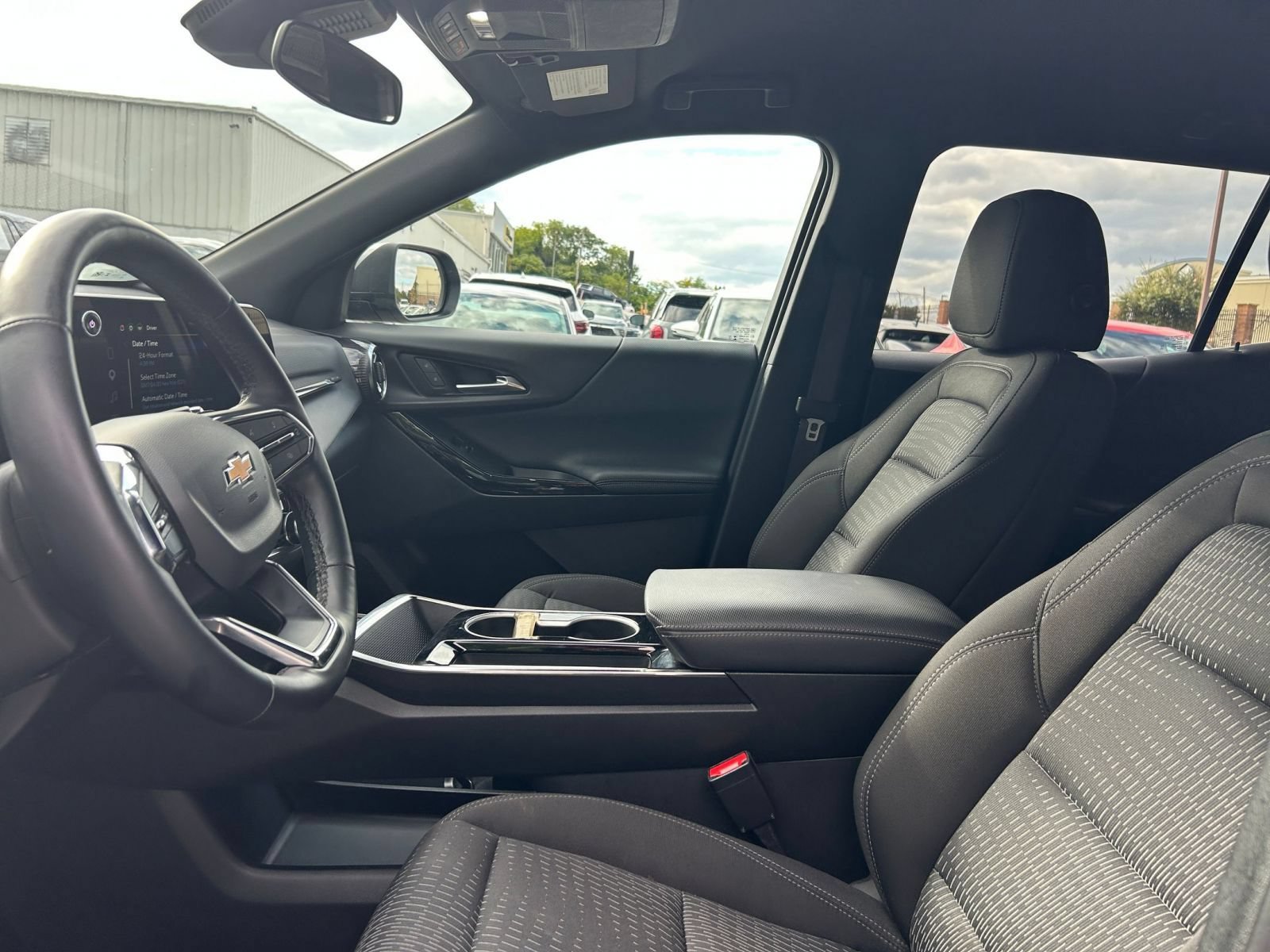 Thumbnail: 2025 Chevrolet Equinox - 21