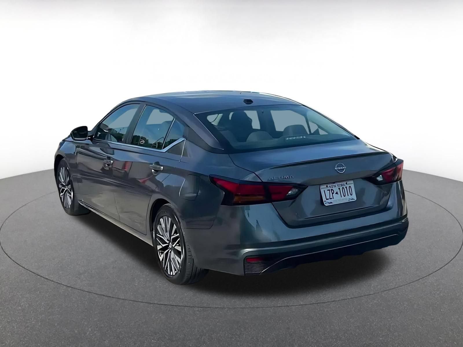 Thumbnail: 2026 Nissan Altima - 10