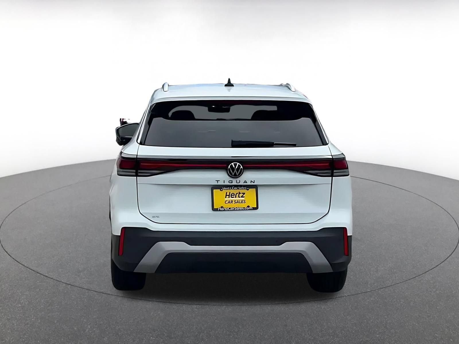 Thumbnail: 2026 Volkswagen Tiguan - 12