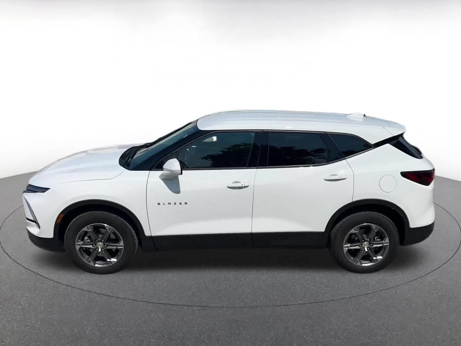 Thumbnail: 2025 Chevrolet Blazer - 8