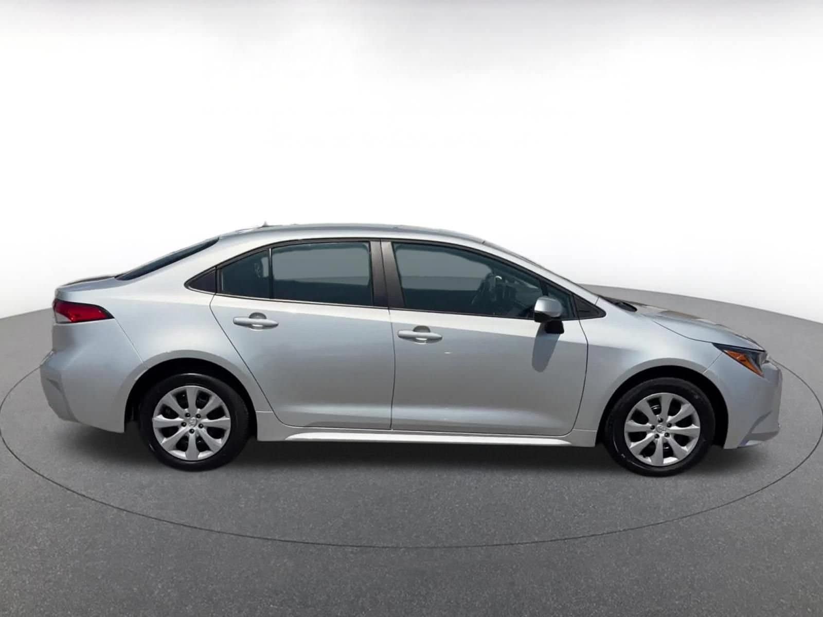Thumbnail: 2025 Toyota Corolla - 15