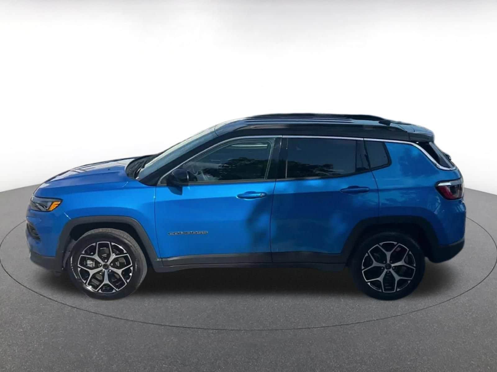 Thumbnail: 2025 Jeep Compass - 8