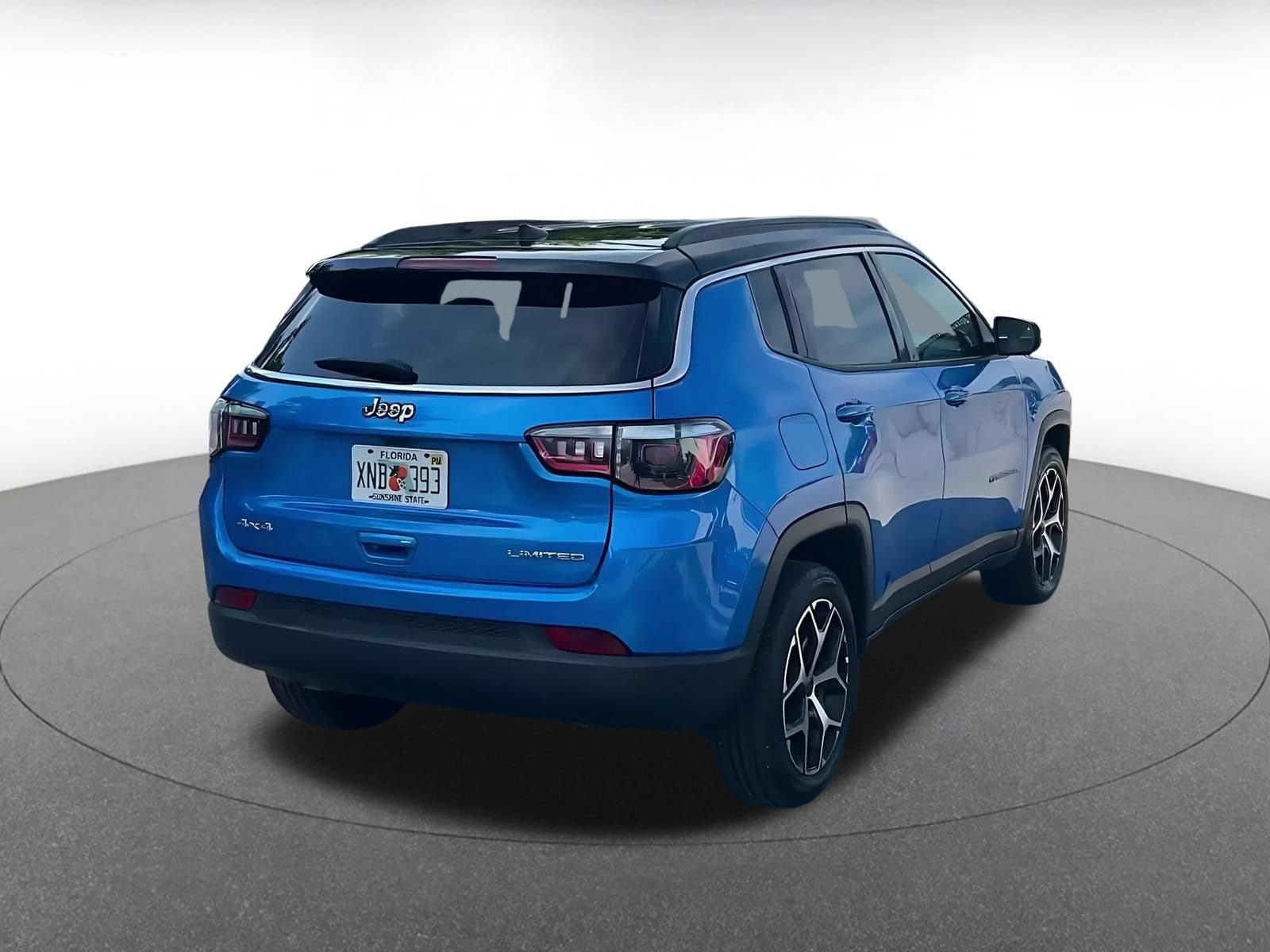 Thumbnail: 2025 Jeep Compass - 13