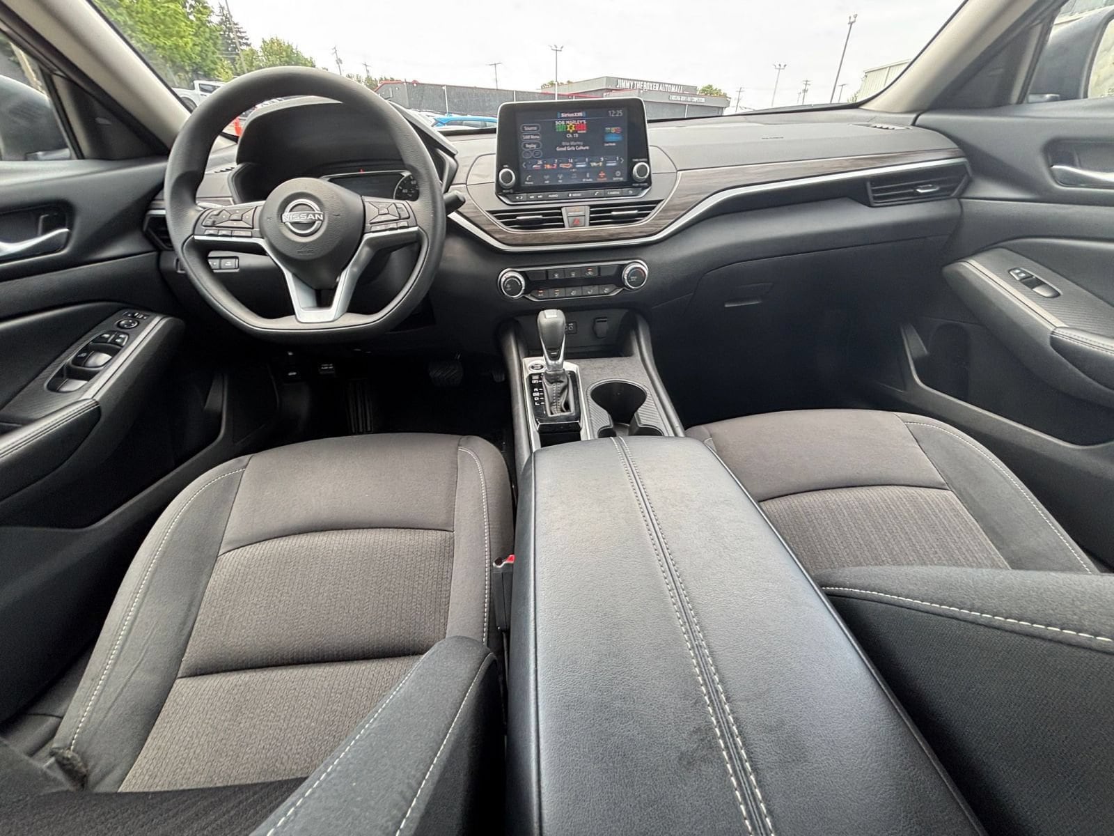Thumbnail: 2025 Nissan Altima - 28