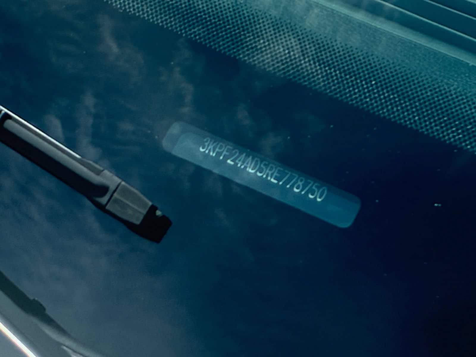 Thumbnail: 2024 Kia Forte - 22