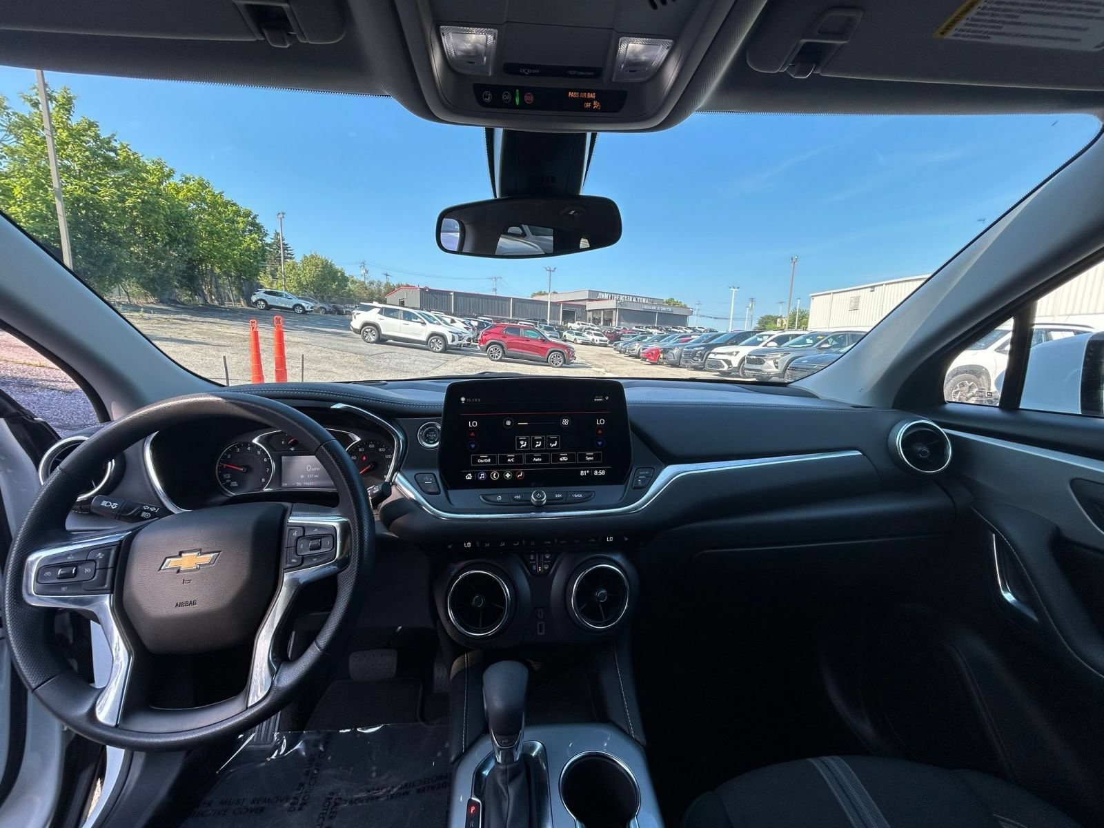 Thumbnail: 2025 Chevrolet Blazer - 27