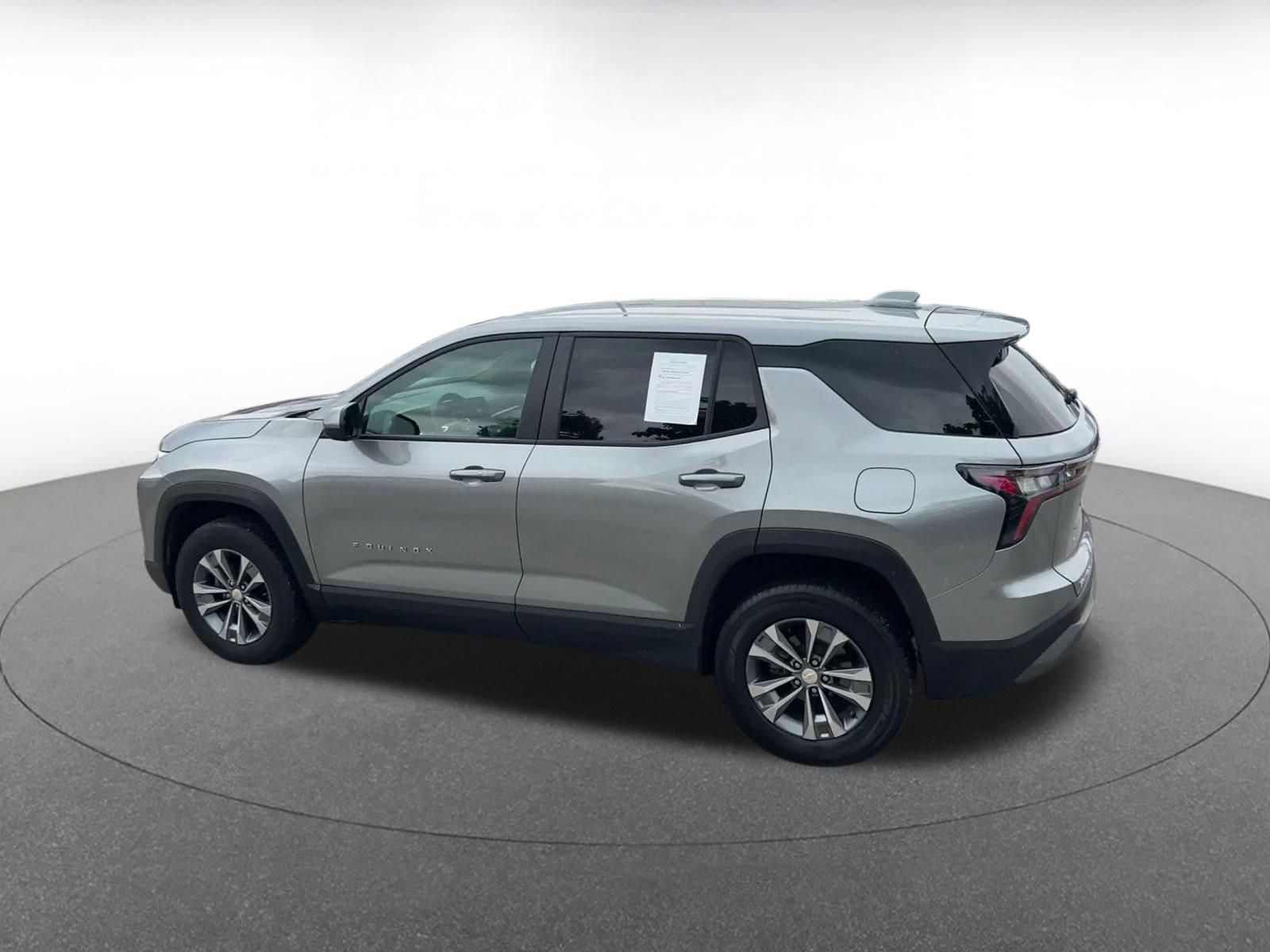 Thumbnail: 2025 Chevrolet Equinox - 9