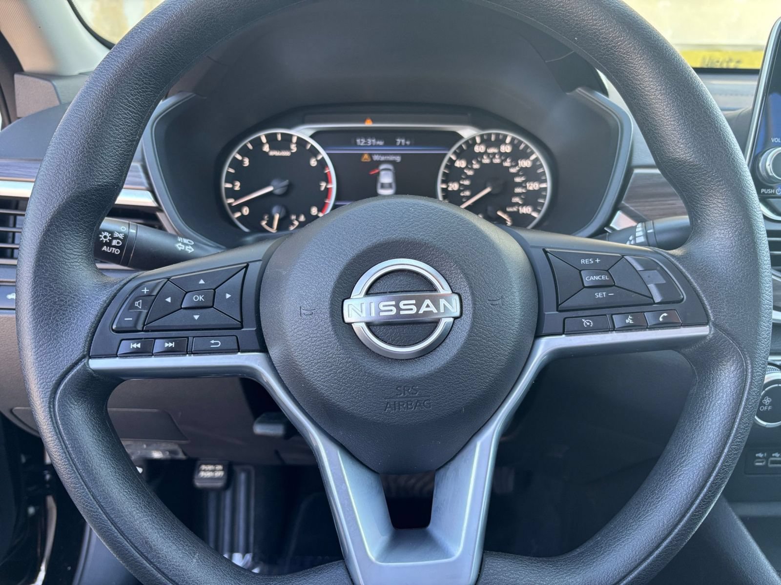 Thumbnail: 2025 Nissan Altima - 27
