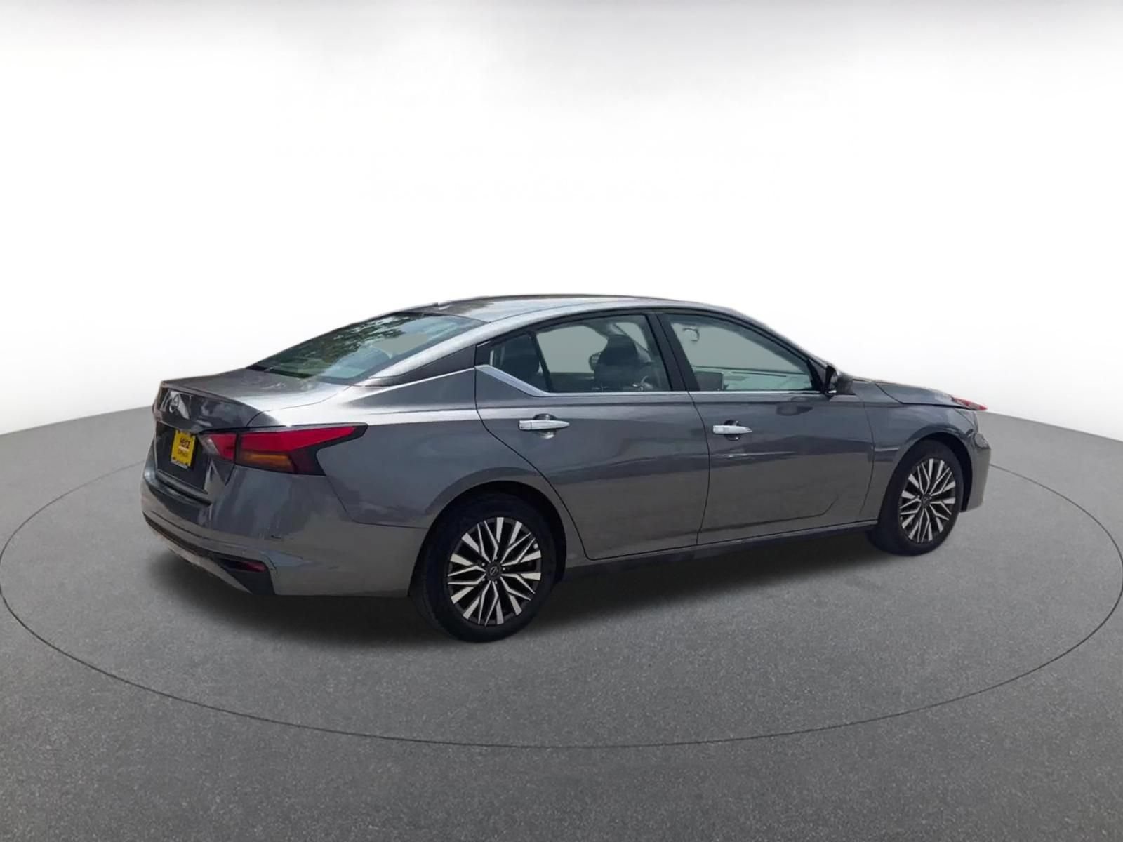 Thumbnail: 2025 Nissan Altima - 14