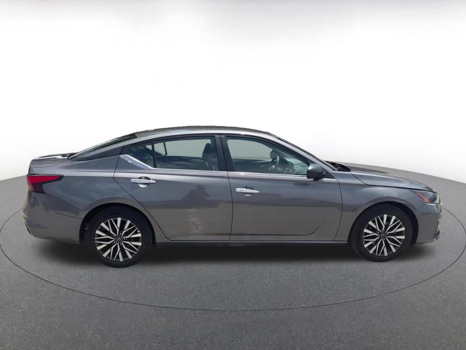 Thumbnail: 2025 Nissan Altima - 16