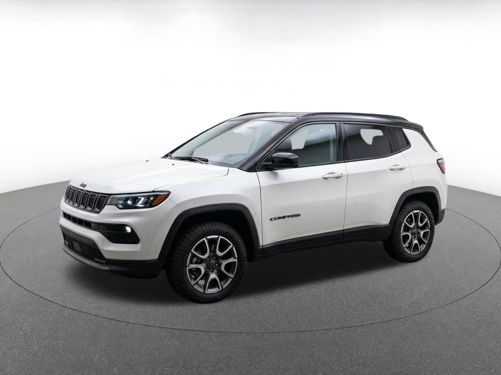 Thumbnail: 2025 Jeep Compass - 3