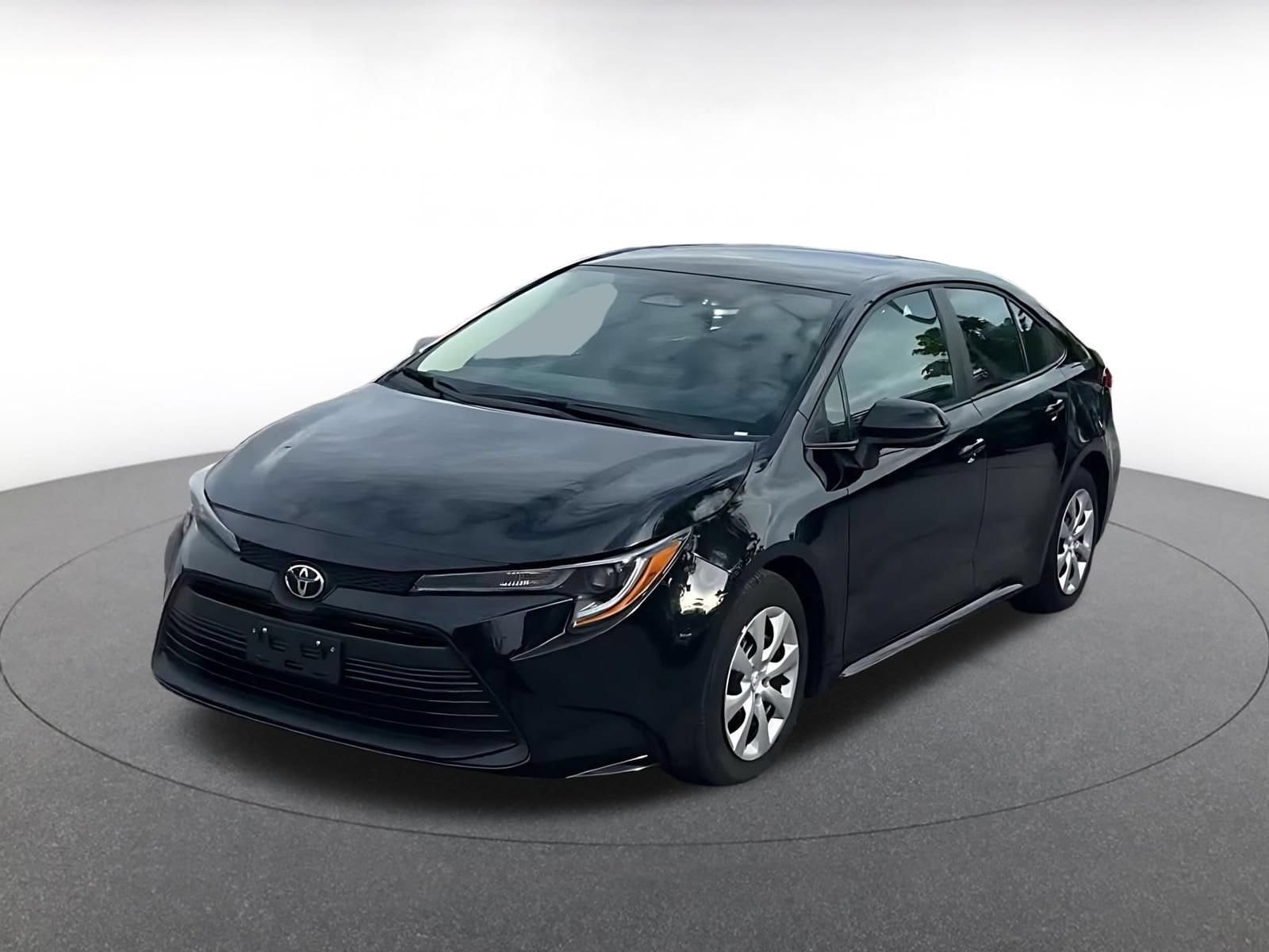 Thumbnail: 2025 Toyota Corolla - 4