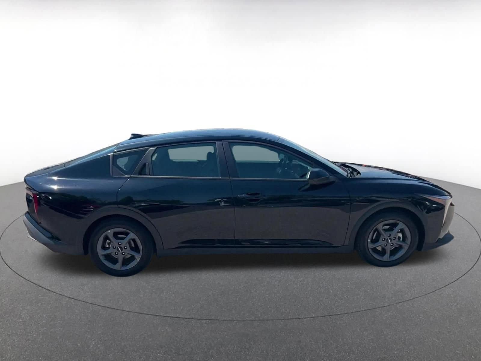 Thumbnail: 2025 Kia K4 - 16