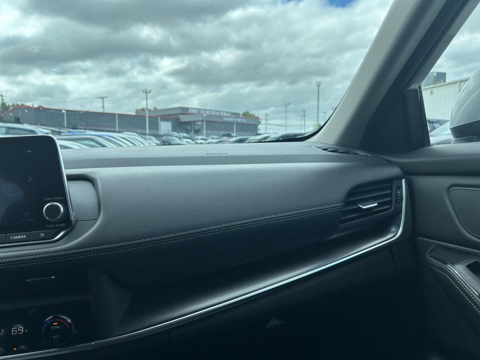 Thumbnail: 2025 Nissan Rogue - 30