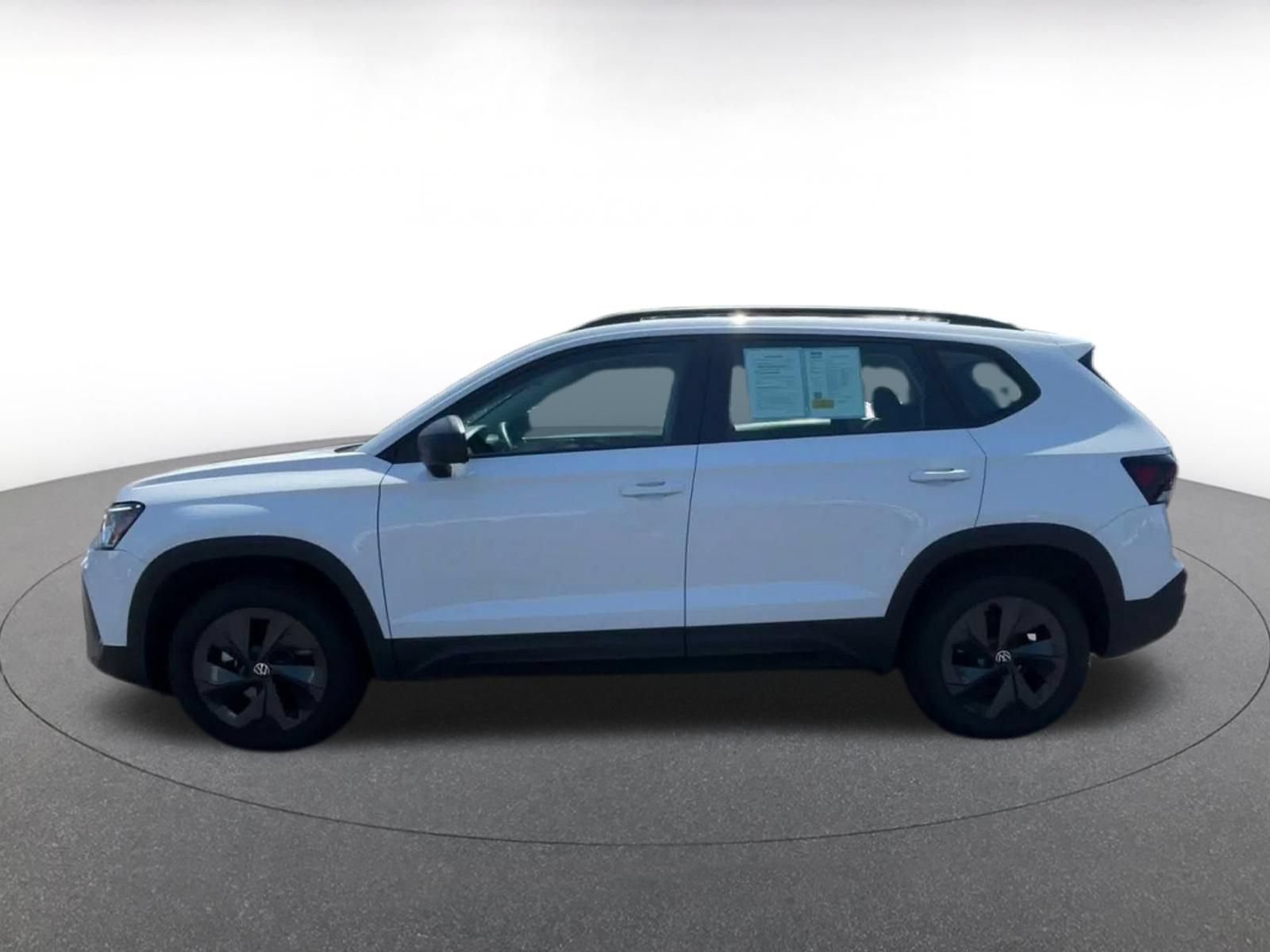 Thumbnail: 2026 Volkswagen Taos - 8