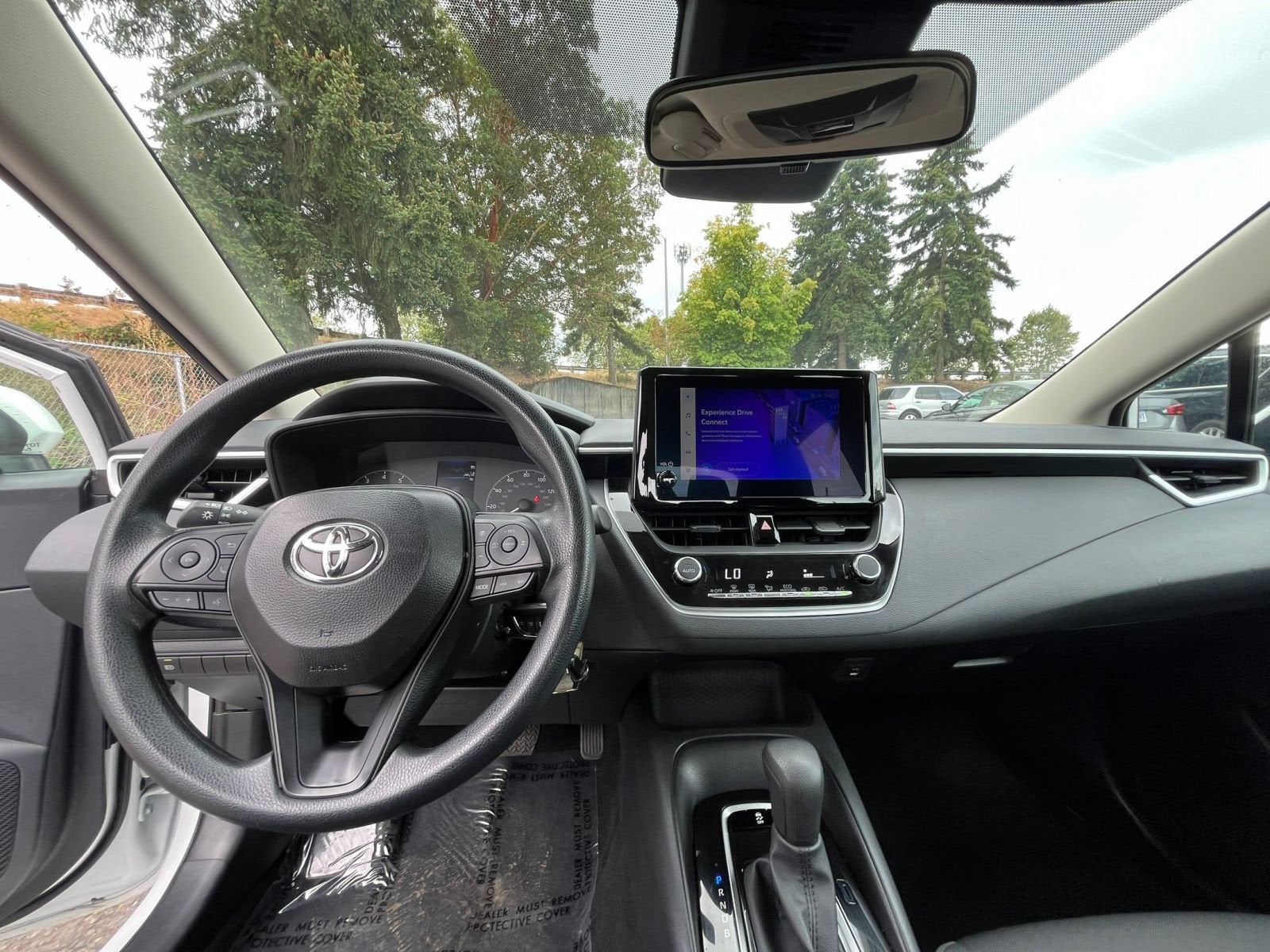 Thumbnail: 2025 Toyota Corolla - 32