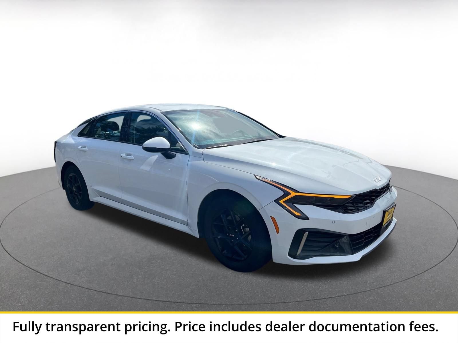 Thumbnail: 2025 Kia K5 - 1