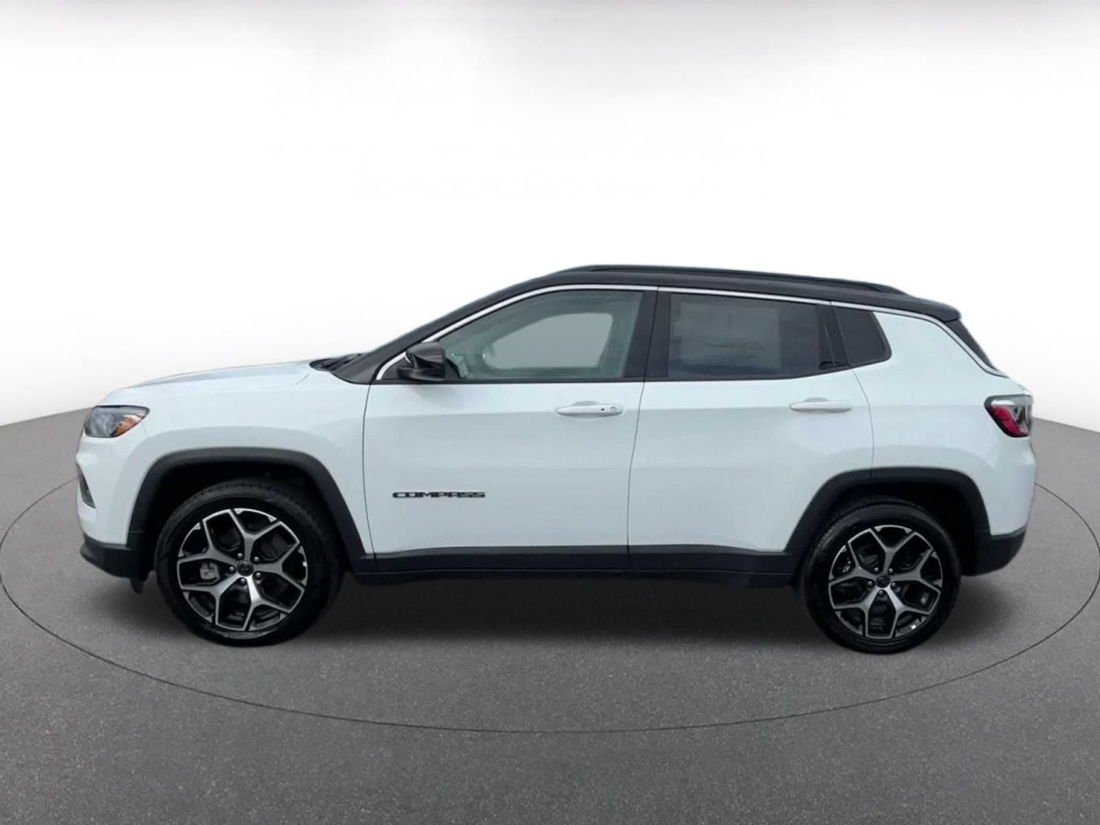 Thumbnail: 2025 Jeep Compass - 8