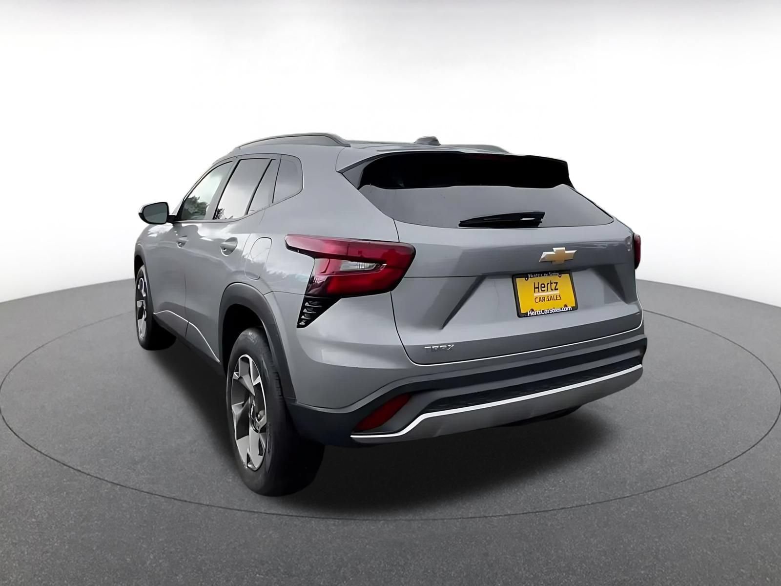 Thumbnail: 2025 Chevrolet Trax - 10