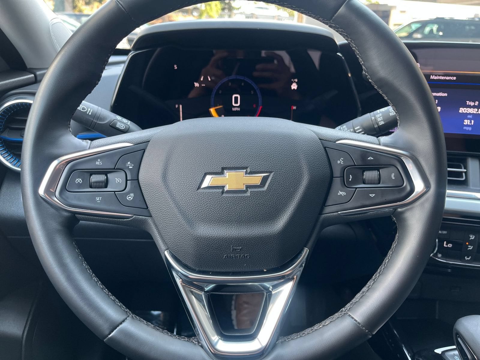 Thumbnail: 2025 Chevrolet Trax - 28