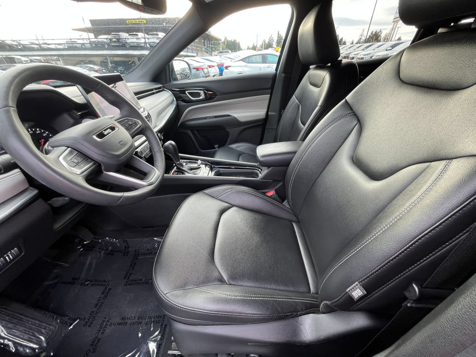 Thumbnail: 2025 Jeep Compass - 27