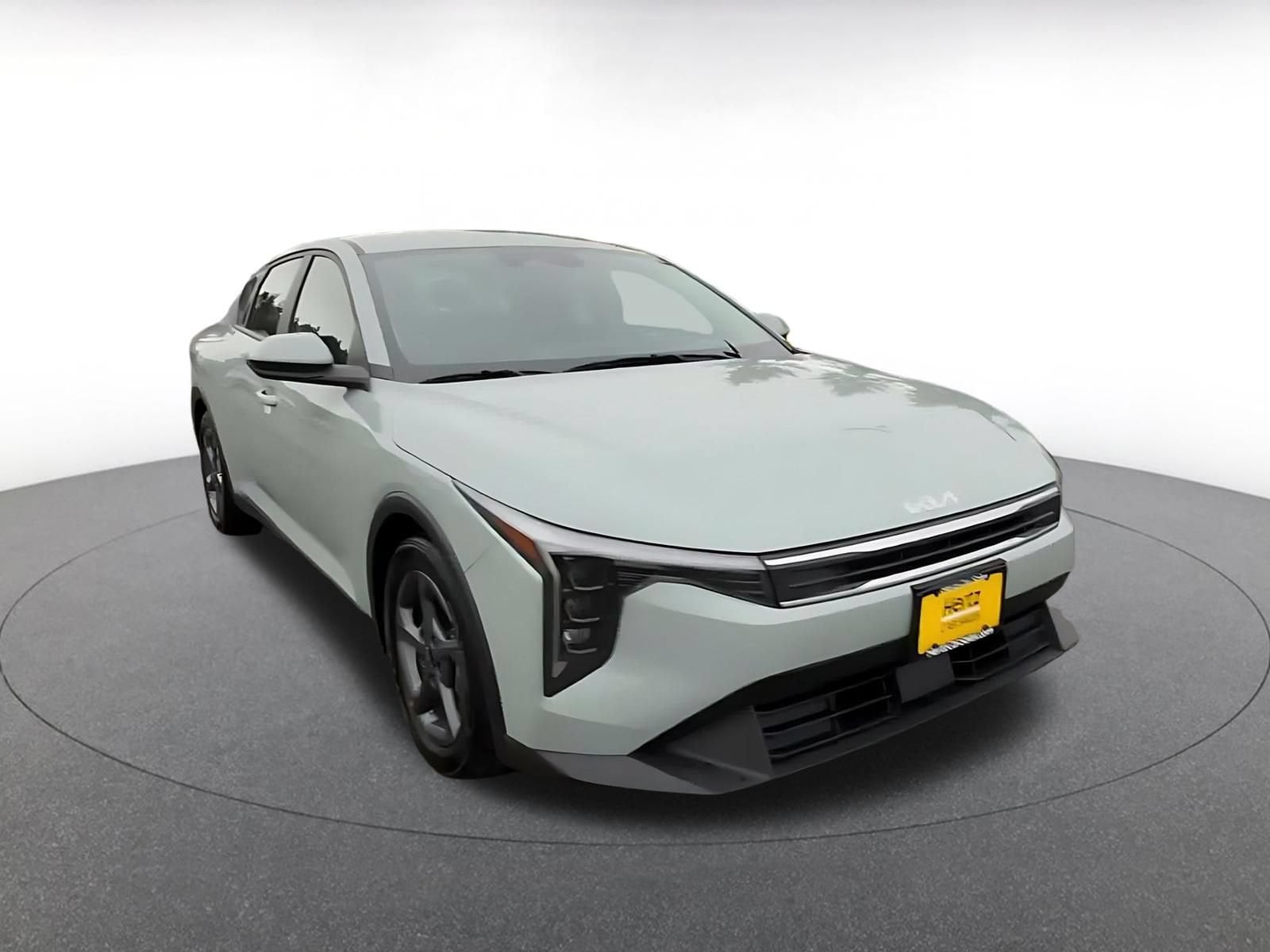Thumbnail: 2026 Kia K4 - 3
