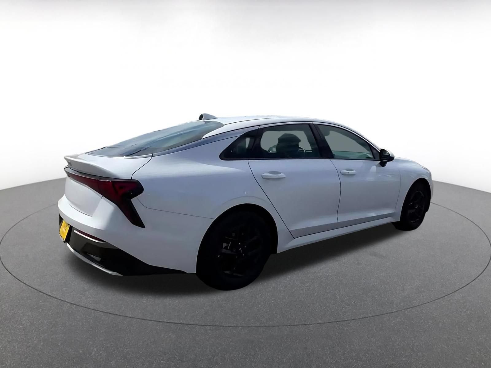 Thumbnail: 2025 Kia K5 - 14