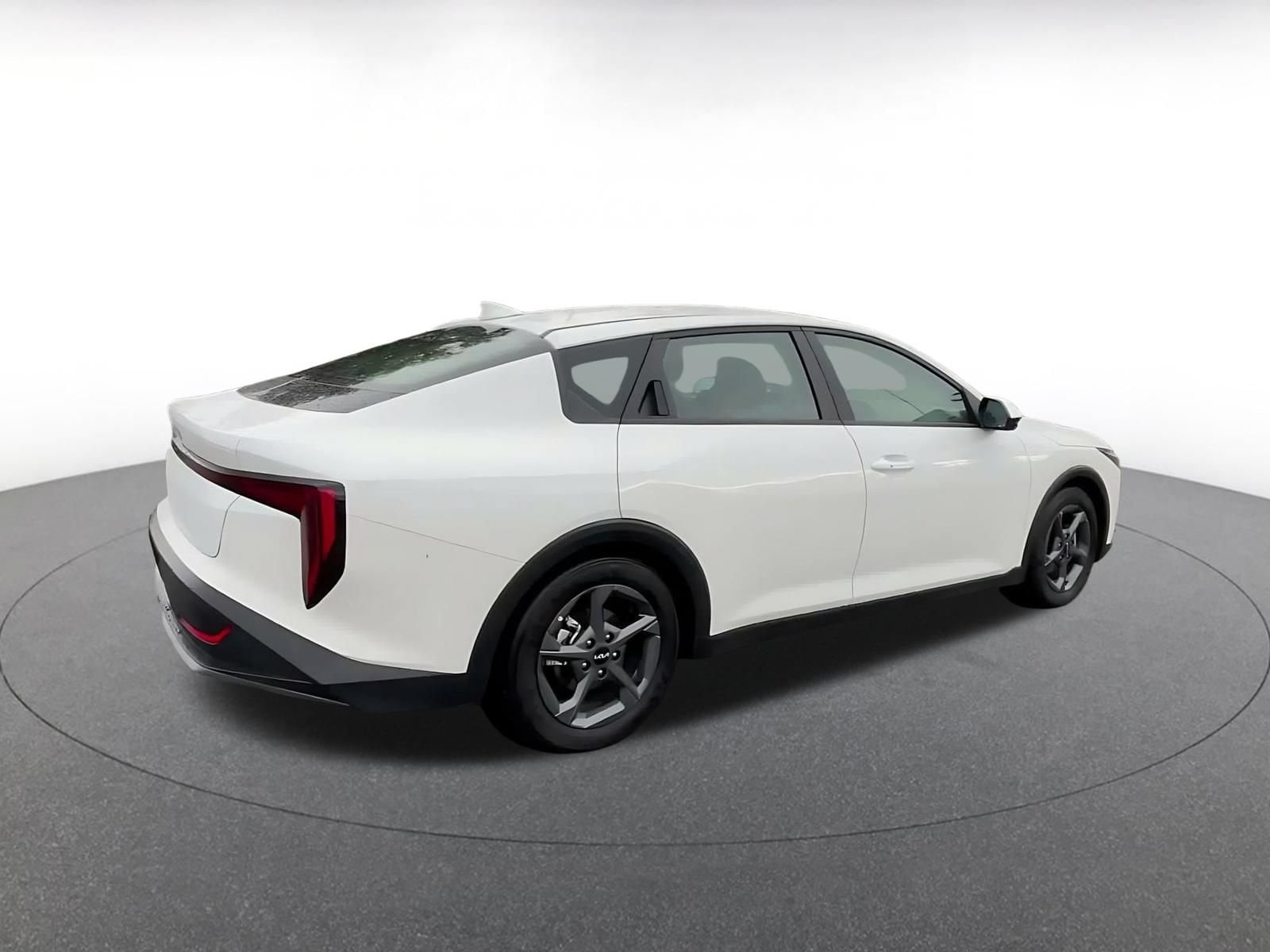 Thumbnail: 2026 Kia K4 - 13