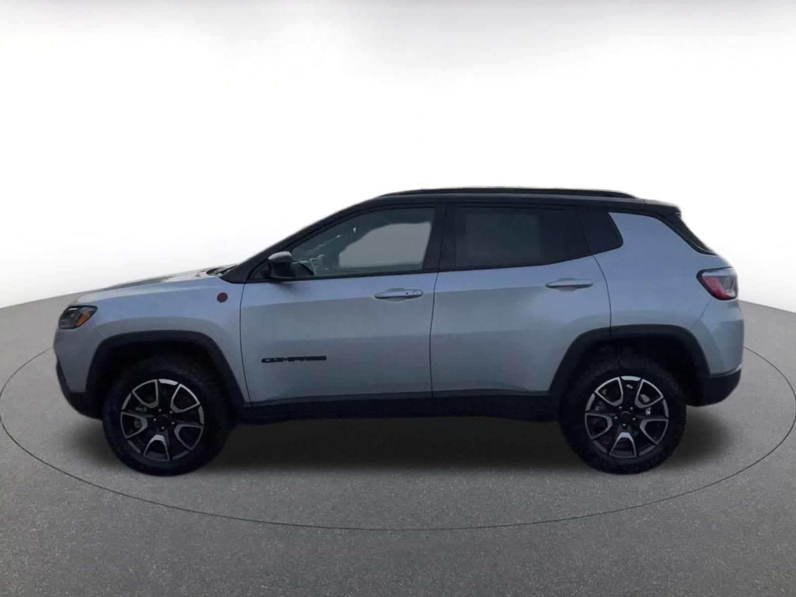 Thumbnail: 2025 Jeep Compass - 8
