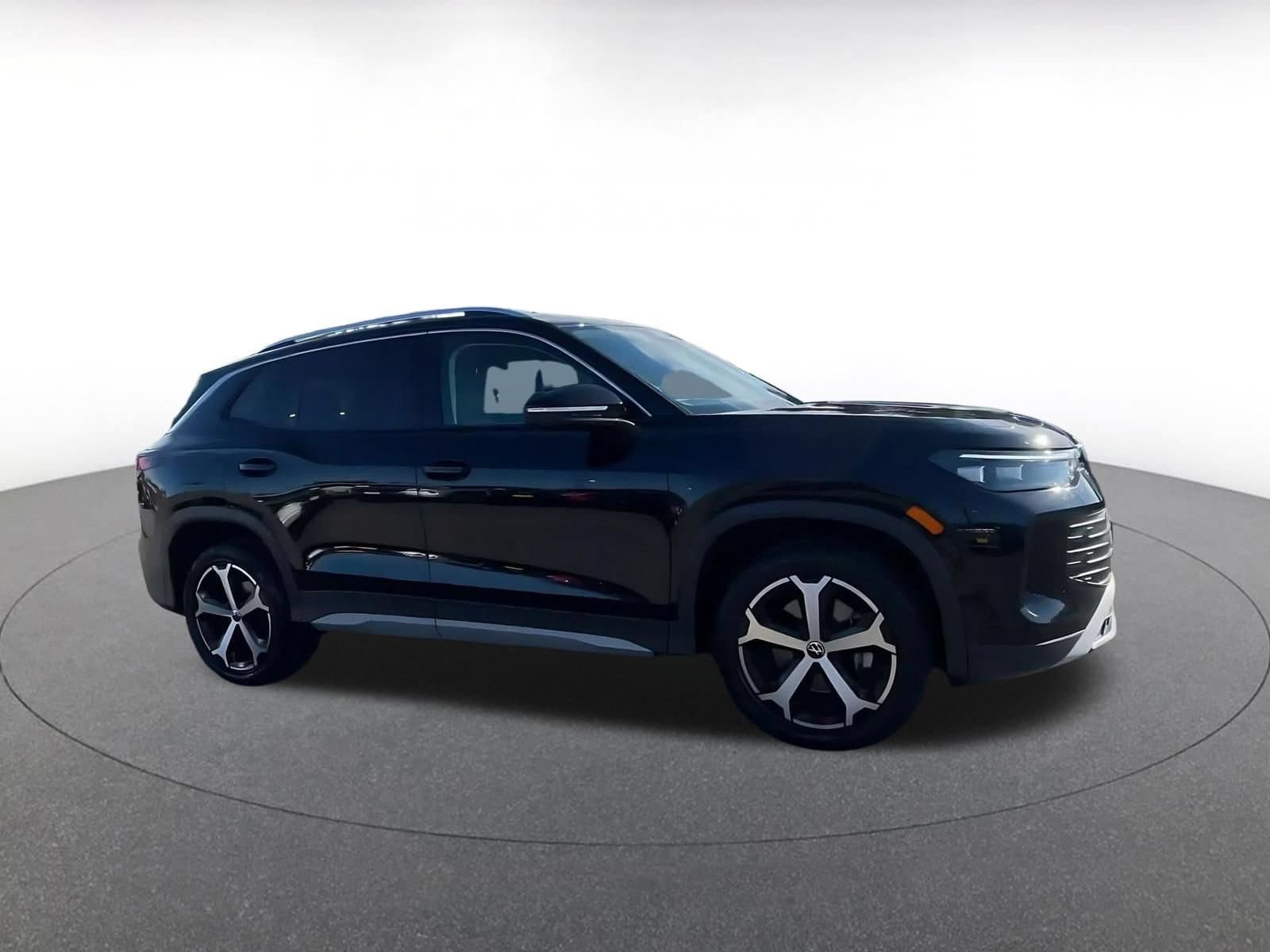 Thumbnail: 2026 Volkswagen Tiguan - 2