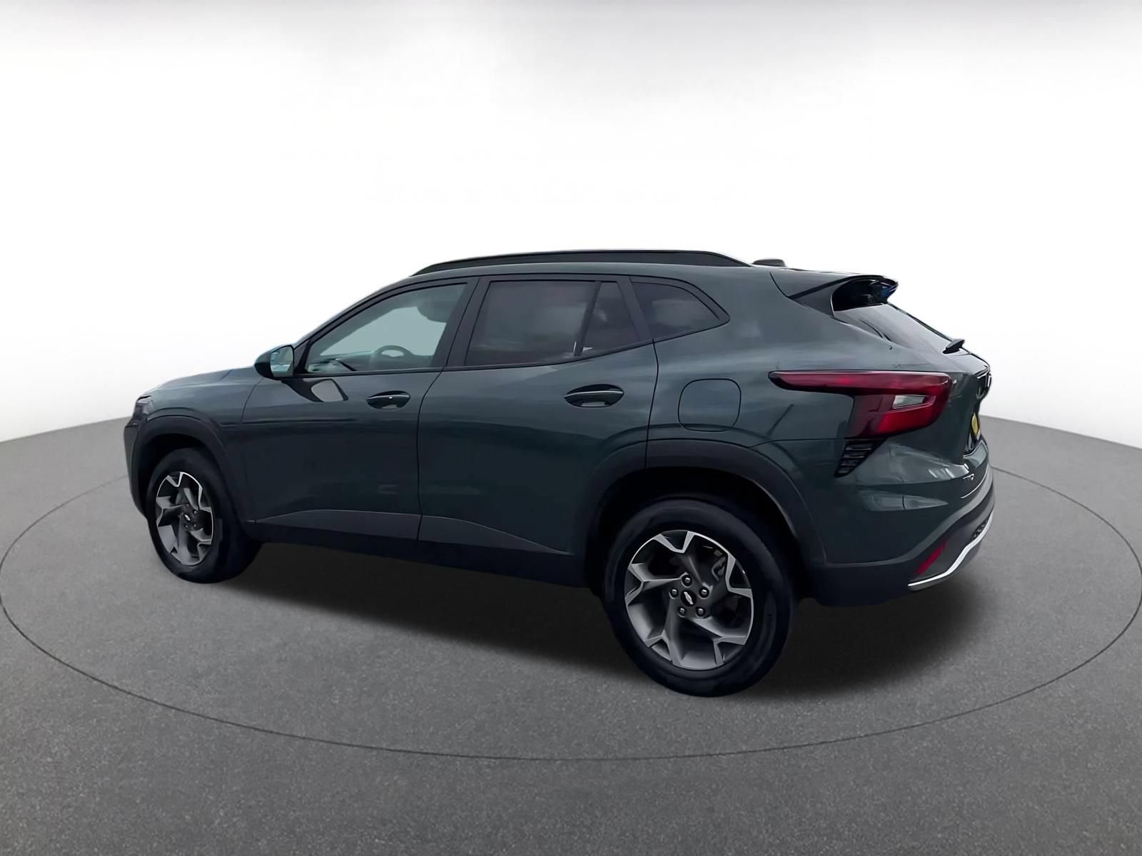 Thumbnail: 2025 Chevrolet Trax - 9