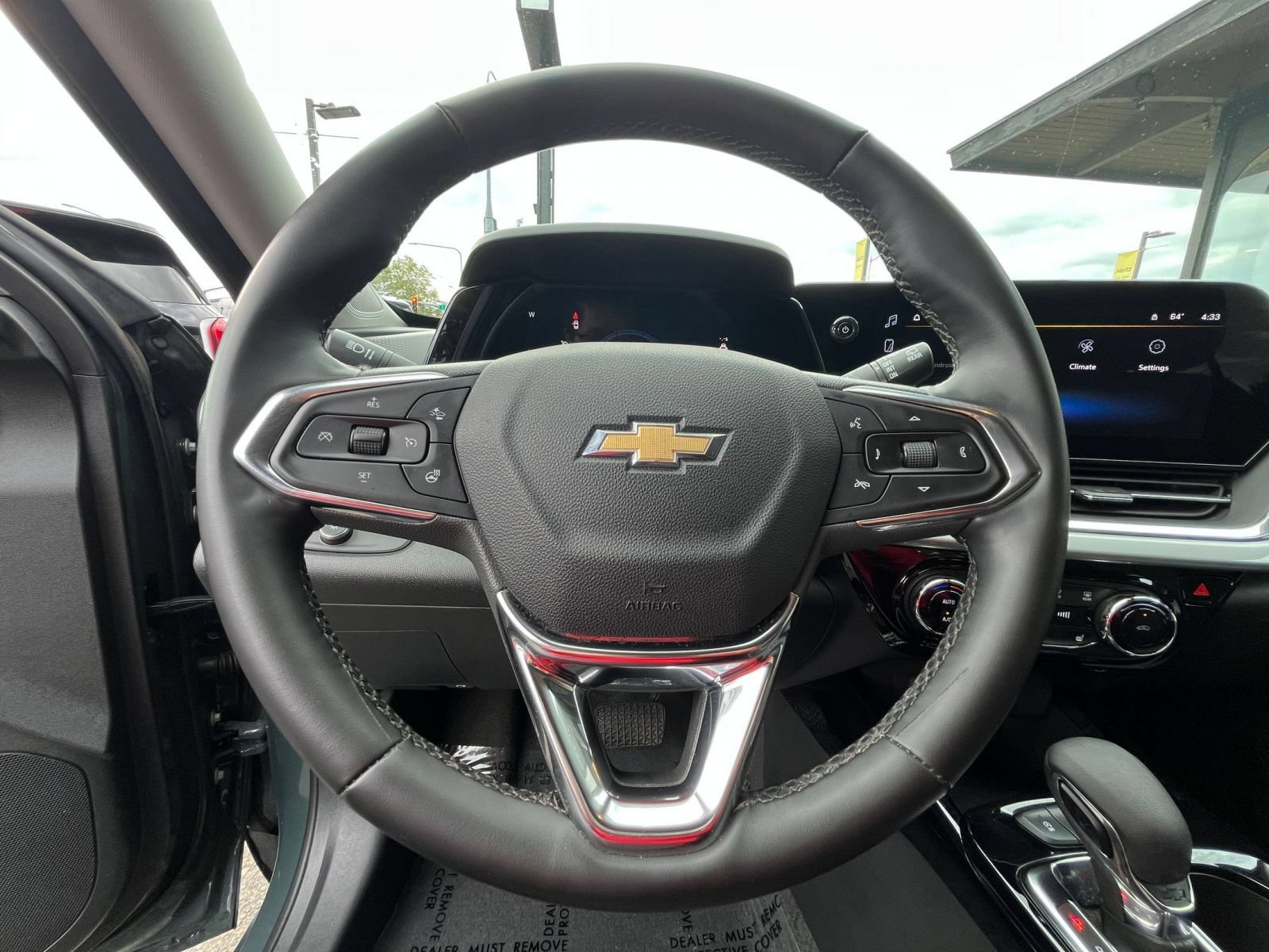 Thumbnail: 2025 Chevrolet Trax - 28
