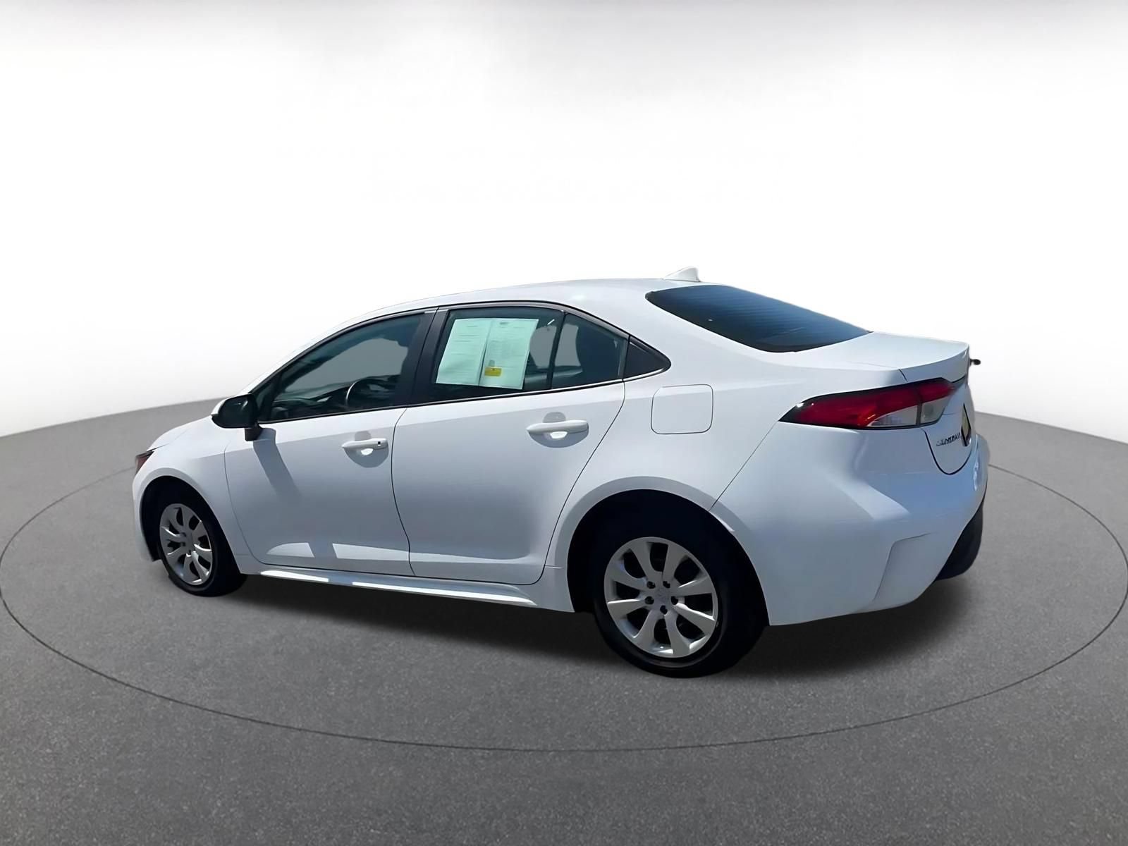 Thumbnail: 2025 Toyota Corolla - 9