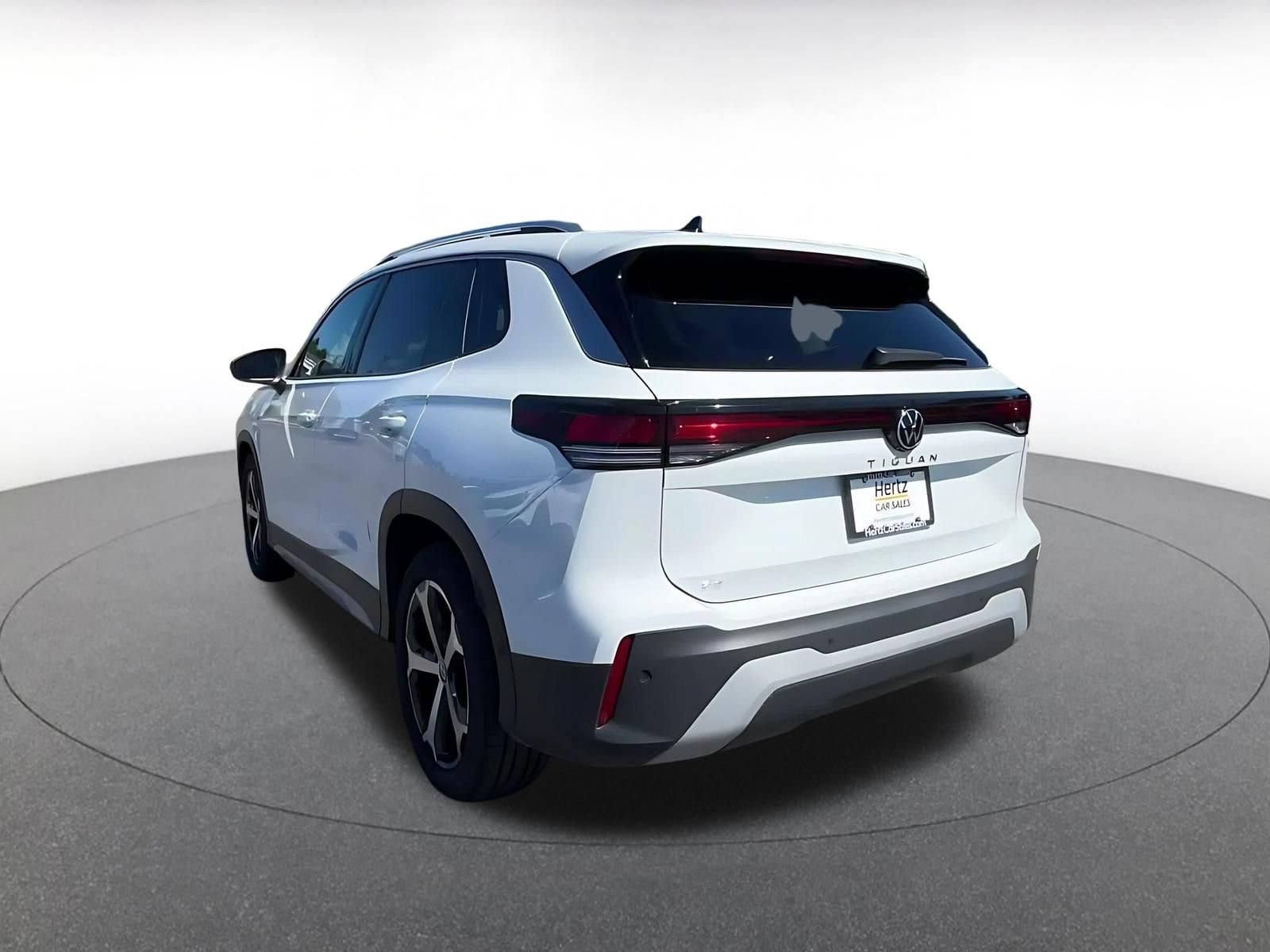 Thumbnail: 2026 Volkswagen Tiguan - 10