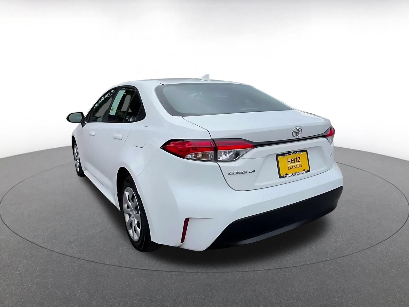 Thumbnail: 2025 Toyota Corolla - 10