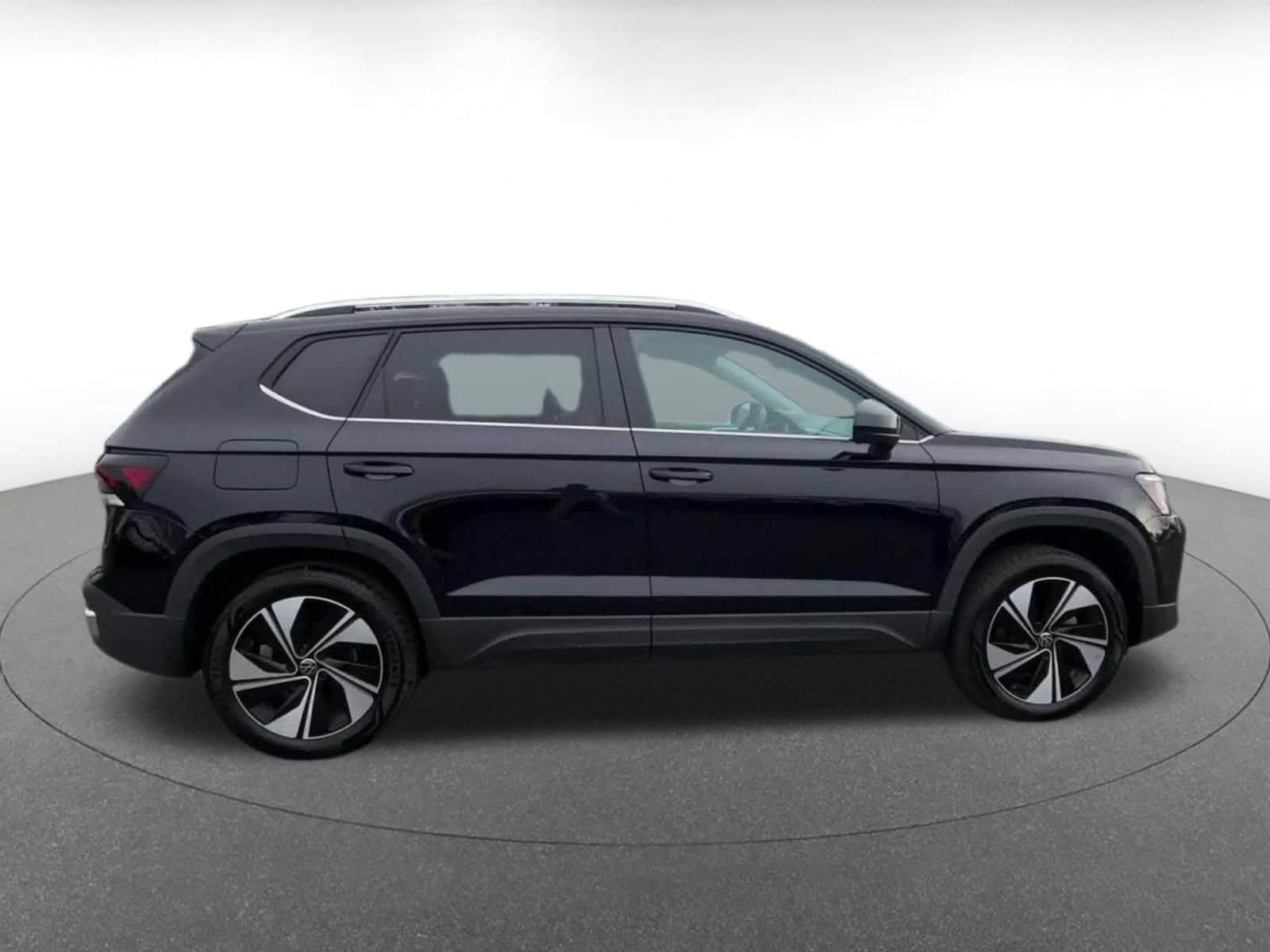Thumbnail: 2026 Volkswagen Taos - 15