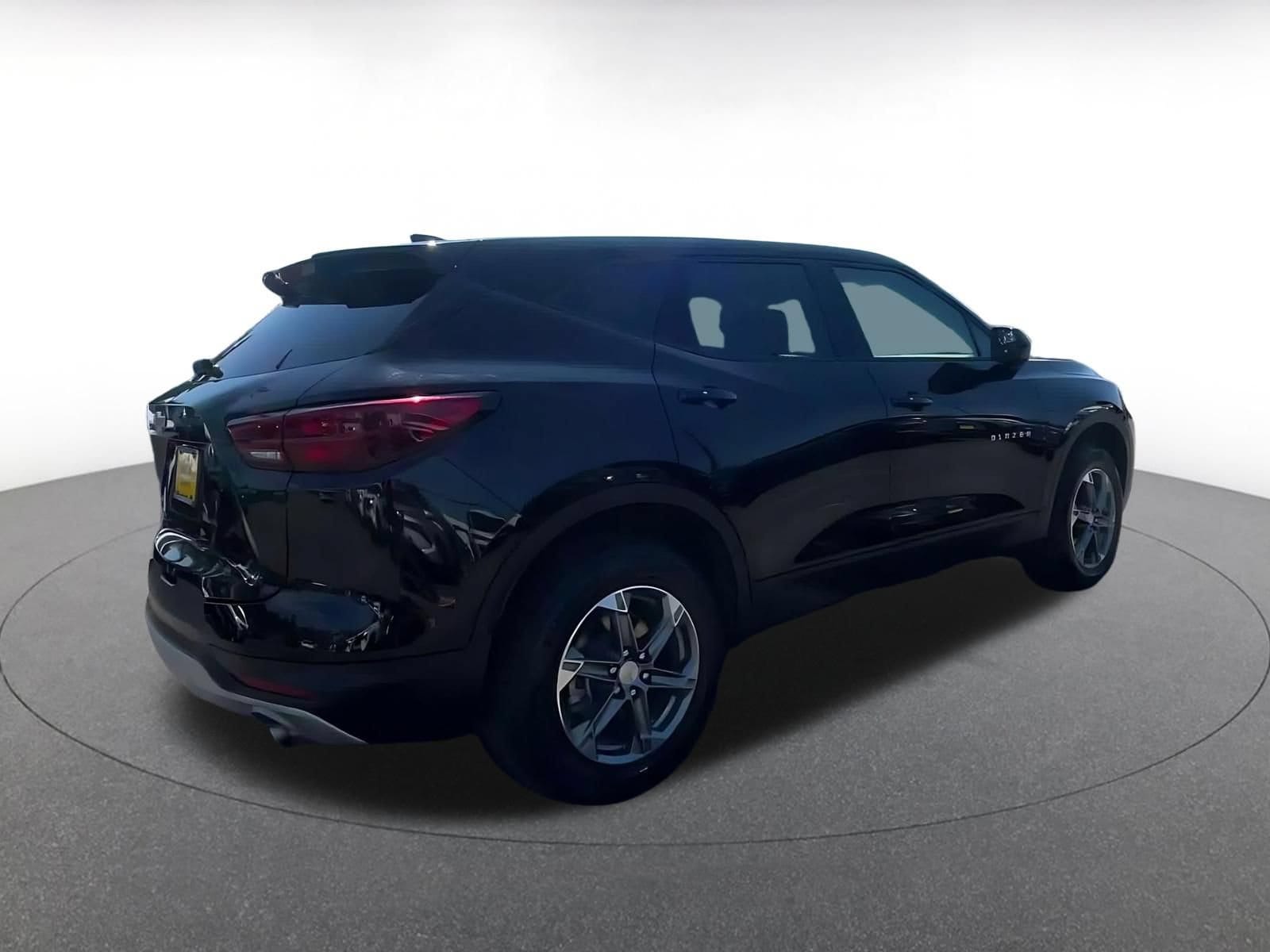 Thumbnail: 2025 Chevrolet Blazer - 13