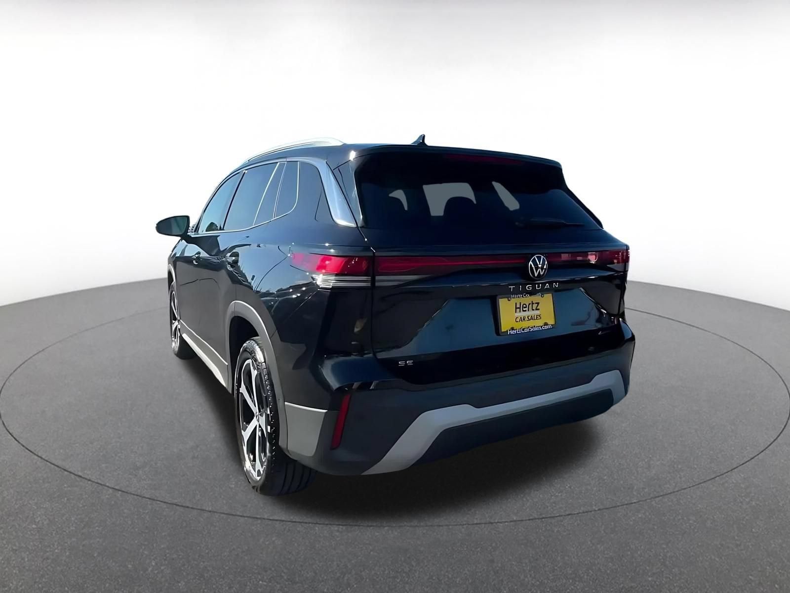 Thumbnail: 2026 Volkswagen Tiguan - 10