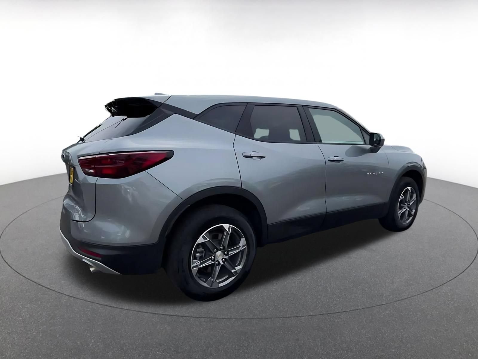 Thumbnail: 2026 Chevrolet Blazer - 13