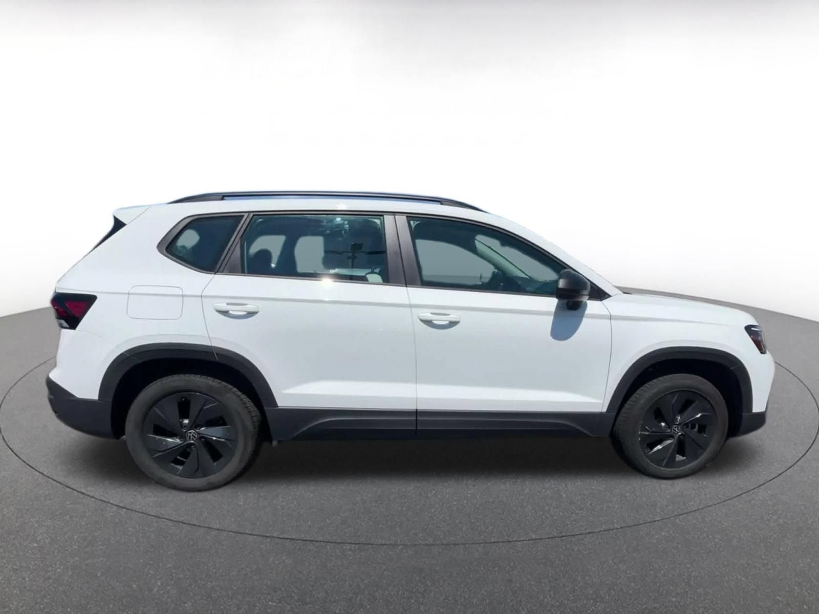 Thumbnail: 2026 Volkswagen Taos - 15