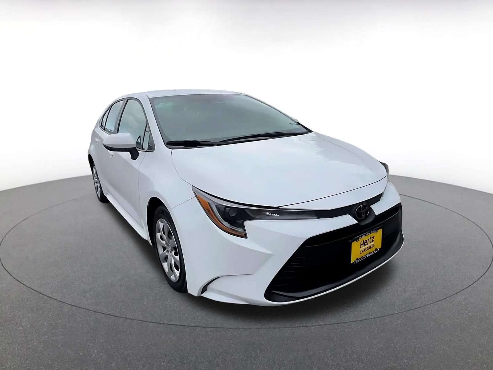 Thumbnail: 2025 Toyota Corolla - 3